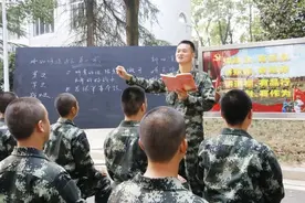 基层视窗丨再回新兵连，这些新训干部骨干有话说图片