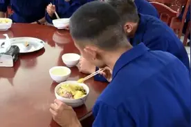 浪费不再，泔水桶空了！玉溪消防员杜绝浪费有妙招图片