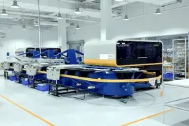 57秒丨阿里犀牛智造亮相！全球首座新制造工厂正式投产视频封面