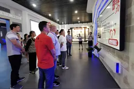 南通崇川观音山街道：组织党员干部走进实景课堂，提升党风廉政教育成效图片