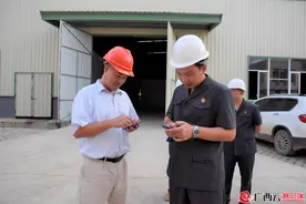 他们是“免费的法律顾问”｜扶绥法院“三个一”优化法治营商环境图片