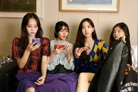 “就是要给别人看啊，为什么盖起来”，韩国女团直播这一幕引性骚扰争议图片