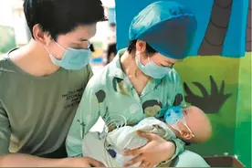 赴抗疫建设一线义不容辞 盼热心人助罕见病儿子渡难关图片