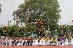 比体力比脑力！这场浓浓的“地导风”运动会不一般图片