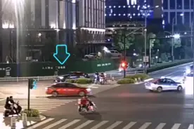 杭州18岁女孩突然被卷入车底！20秒，惊心动魄图片