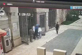 外卖不给送上门？昆明一小区女业主和保安打起来了！结果打了三场架图片