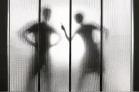 吵架时他打了两下女友的脸，6天后女友身亡！法院判了图片