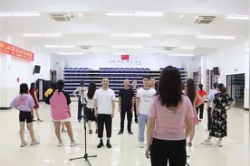 余杭区塘栖镇321礼堂联盟《夜空中最亮的星》图片