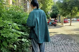 24岁女孩至今无户籍，上户需做亲子鉴定 父亲：先给6万6才配合图片
