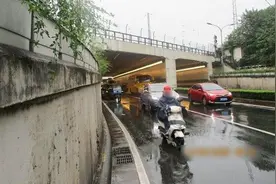 男子外出打工流落街头半年，婺城民警暖心救助图片