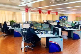 拥抱伟大时代 共建海事家园 | 周亚洲：一声交管，一生奉献图片