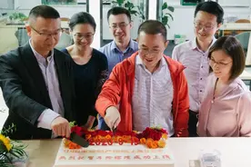 平安产险车险综合改革首单花落上海，保障增加服务品质升级图片