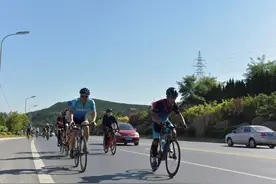 魅力港湾骑行体验赛举行 大连旅顺打造体育旅游优质线路品牌图片