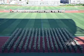 定格！这是我们的天大军训纪念册！图片