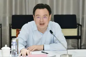 向“工业强镇”“创新强镇”蝶变！区领导调研枫桥街道图片