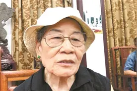 他们身上全是绷带 口里还喊着“冲啊”图片