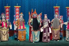 北京京剧院挖掘老戏《凤鸣关·天水关》中赵云耍大刀图片