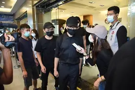 黄鸿升灵堂开放最后一日，林俊杰、任贤齐、陈柏霖现身悼念图片