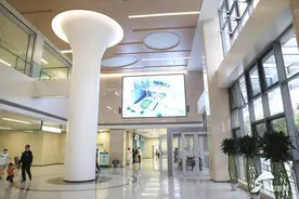 山东大学齐鲁医院妇儿综合楼今日正式开诊运行图片