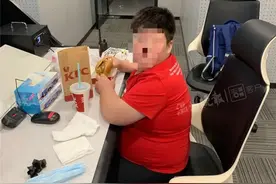 乐清一小男孩在肯德基吃“霸王餐”？原因竟是奶奶不给他“吃饱饭”图片