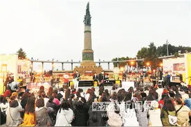 街头“音探团”探访冰城文化图片