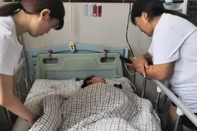 左脚变形坚持跳舞，山东7岁小网红手术成功图片