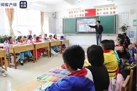 不低于当地公务员水平！云南多部门确保义务教育教师收入图片