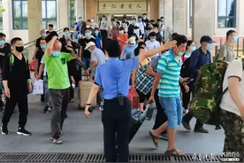 丢了不补办，10月1日铁路部门将取消火车票“挂失补”业务图片
