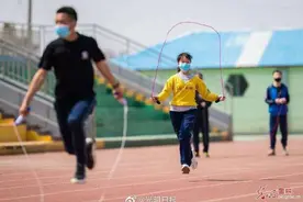 体育课应该怎么上？权威解读来了图片