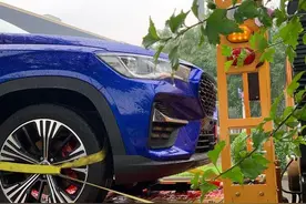 2020北京车展探馆：捷途新款X90实拍图图片