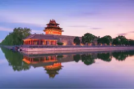 它是中国古建的美学高地 繁复雅致的曲线犹如“凤舞”图片