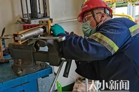 大国工匠！烟台中集来福士职工杨德将荣膺“齐鲁最美职工”图片