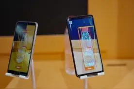 “AR识货”、“AIoT平台”货拉拉物博会展示数智化成果图片