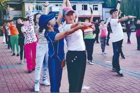 爱上健身 享受快乐图片
