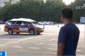 人去楼空！3万学员、学费近2亿元，遍布多城的知名驾校，为何“一地鸡毛”？图片