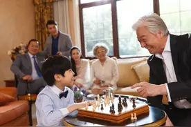 地产大亨父亲去世留下47套房，在美国吃不饱饭的四胞胎回长沙索要遗产，却仅分到一套房图片