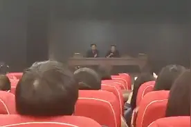 阜新2所学校突然关闭学生被分流 当地教育部门：会兜底师生权益视频封面