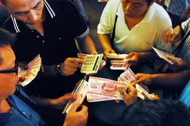 “纸螃蟹”“纸月饼”……满天飞的提货卡，可别违法图片