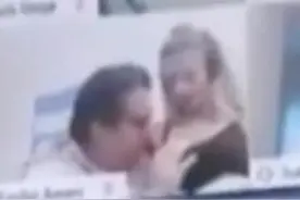 线上开会时亲吻妻子胸部视频网上疯传，阿根廷议员被停职图片