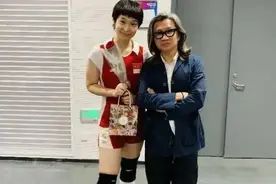 山大体育学院校友参演《夺冠》！饰演女排2004年国家队队长图片