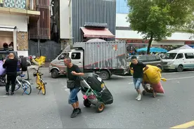 跟着城市最早醒来，杭州四季青公交专线上在发生什么图片