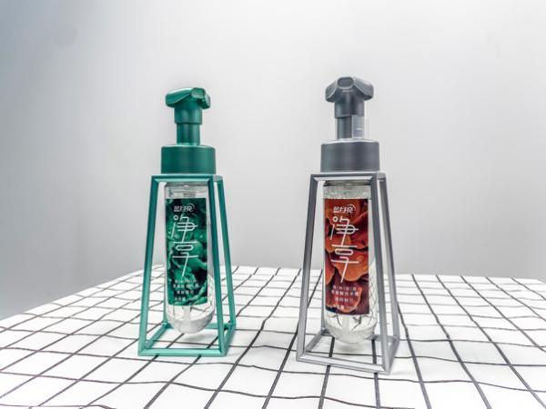 把云朵捧在手心是什么感觉？让这款氨基酸洗手露告诉你