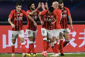 中超第一阶段结束，上港新外援需更好融入，本土球员亮点不少，阵型重回433图片