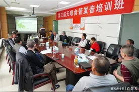 用食管发声，“无喉人”也能吟诗歌唱图片