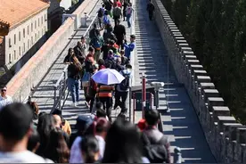 采用分区票、多日票，让故宫对游客更友好便利图片