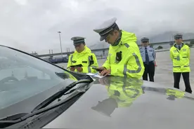车辆被套牌？福州高速交警来应对图片