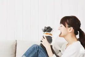 欣赏一个人，始于颜值，敬于才华，合于性格，久于善良，忠于人品图片