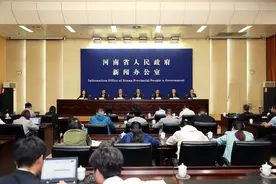 河南这个县结束不通高速的历史图片
