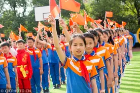 多彩活动迎国庆图片