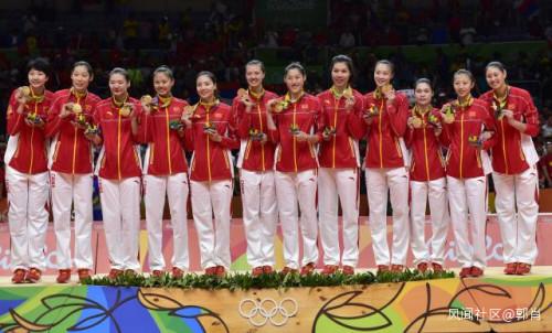 2004年的中国女排奥运登顶，远比电影《夺冠》更感人